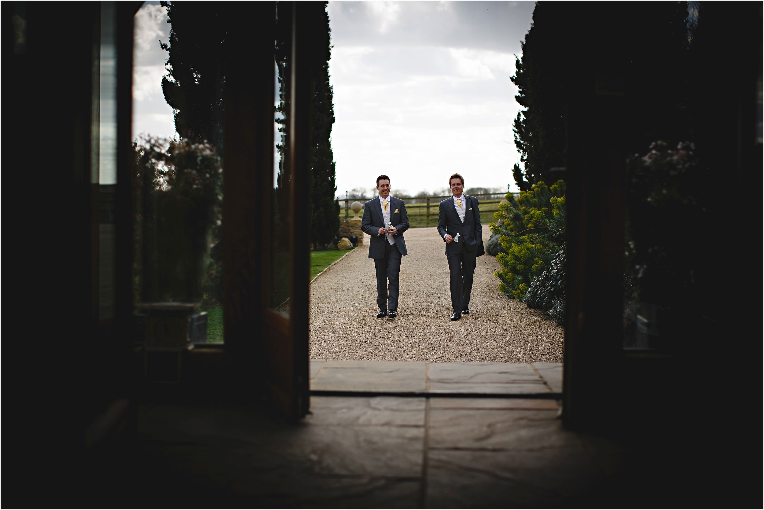 the groom and best man arriving at the venue